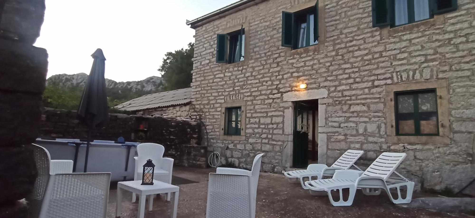 Old House Djurovic Villa Herceg Novi Eksteriør bilde